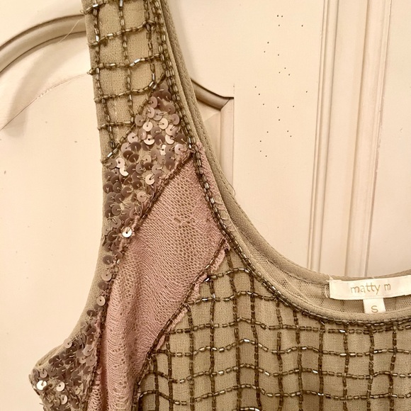 Marty M Sleeveless Blouse - Picture 2 of 3